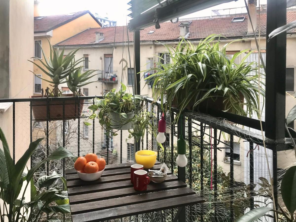 Pied A Terre Sant'Agostino Apartment มิลาน ภายนอก รูปภาพ