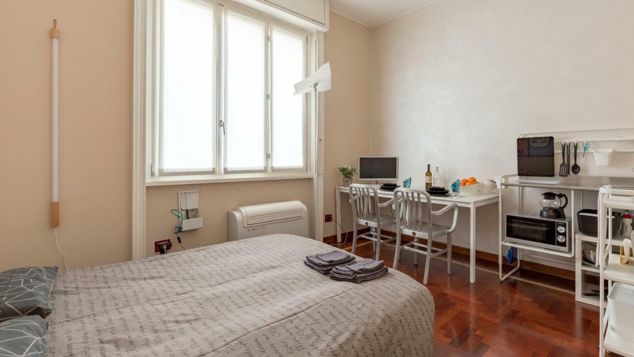 Pied A Terre Sant'Agostino Apartment มิลาน ภายนอก รูปภาพ